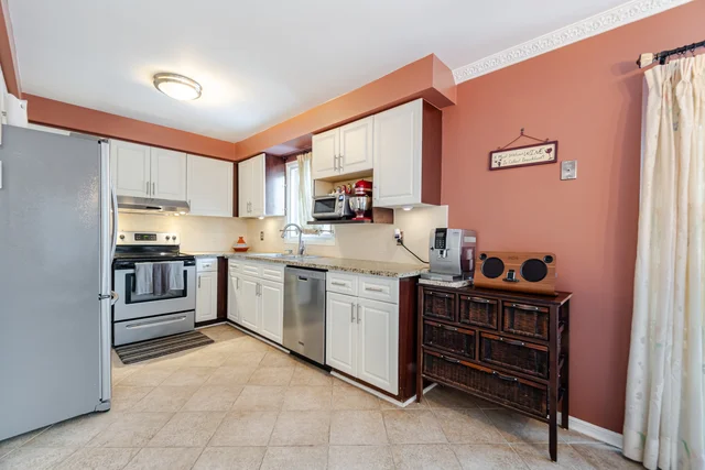1615 Sir Monty's Drive, Mississauga - photo 20