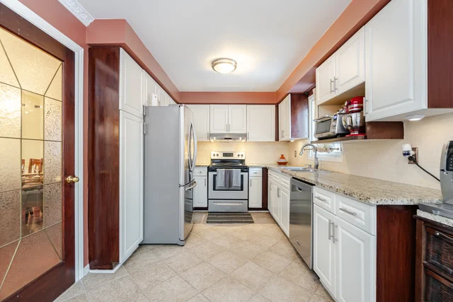 1615 Sir Monty's Drive, Mississauga - photo 21