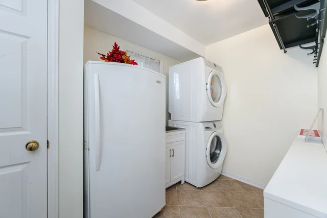 1615 Sir Monty's Drive, Mississauga - photo 27