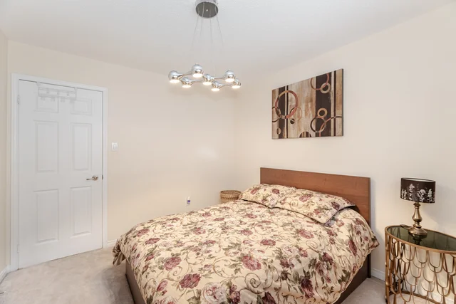 14 Duffel Crescent, Halton Hills - photo 32