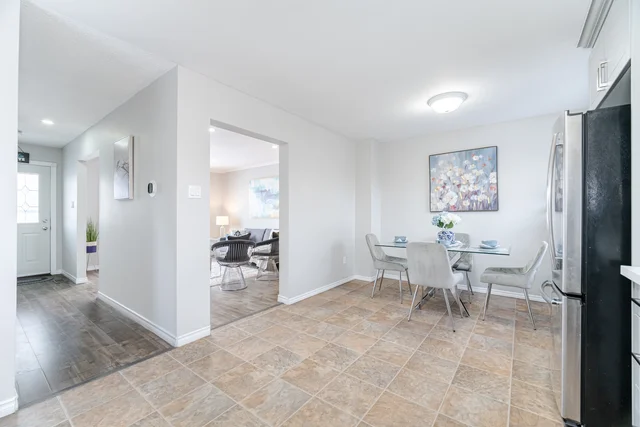 43 Markham Crescent, Stoney Creek - photo 25