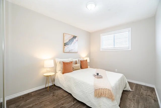 43 Markham Crescent, Stoney Creek - photo 32