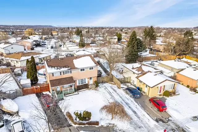 43 Markham Crescent, Stoney Creek - photo 8