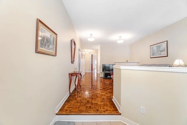 5844 Corinthian Trail, Mississauga - photo 9