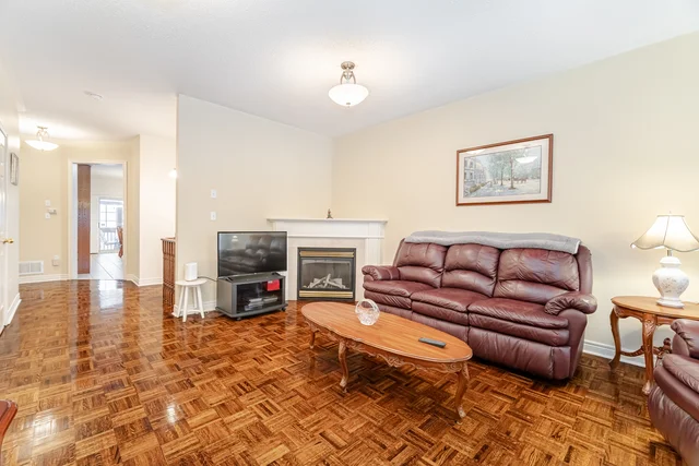 5844 Corinthian Trail, Mississauga - photo 11