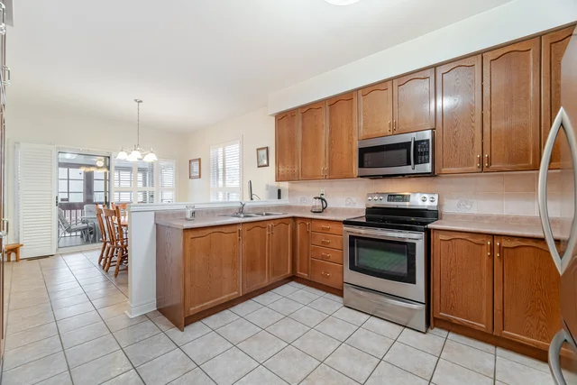 5844 Corinthian Trail, Mississauga - photo 16