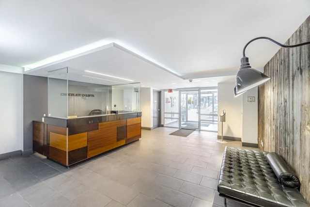 #513-955 Queen Street West, Toronto - photo 3
