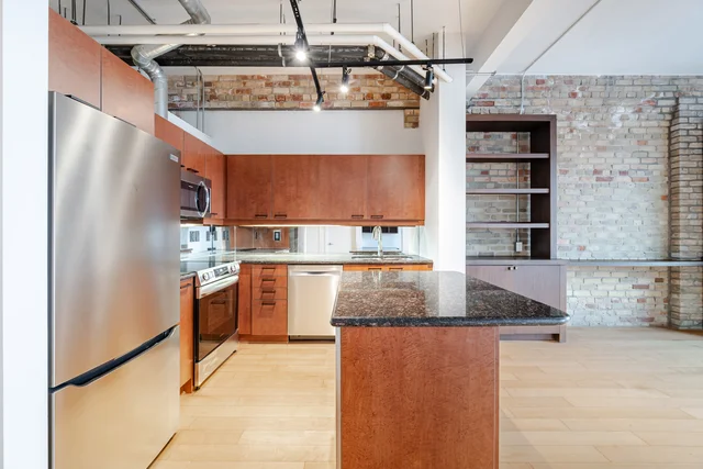 #513-955 Queen Street West, Toronto - photo 8