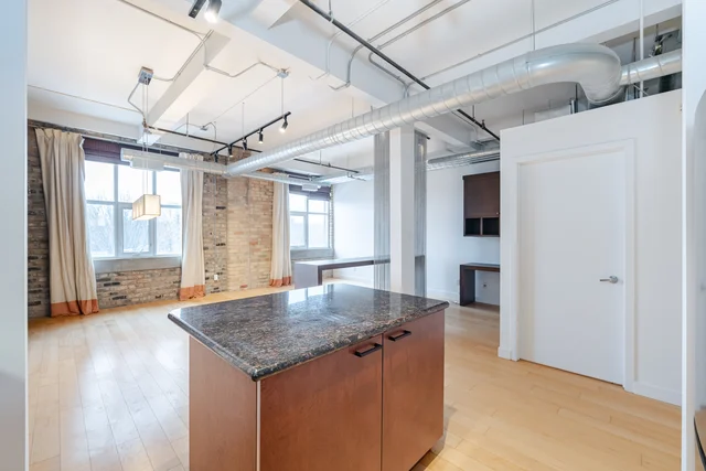 #513-955 Queen Street West, Toronto - photo 12