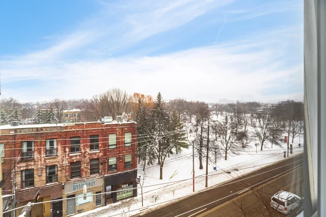 #513-955 Queen Street West, Toronto - photo 17