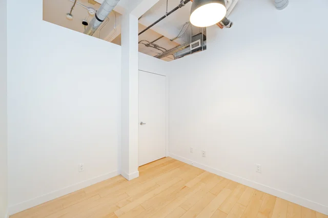 #513-955 Queen Street West, Toronto - photo 25