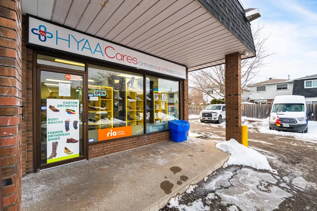 #8-5291 Lakeshore Road, Burlington - photo 2