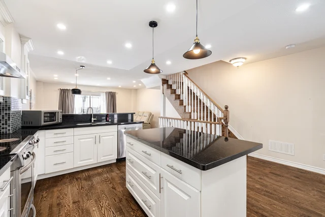163 Tamarack Drive, Markham - photo 9