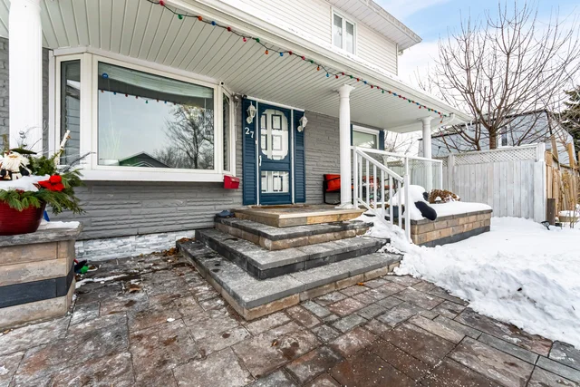27 Brock Street, Ajax - photo 4