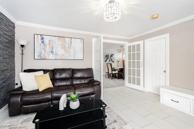 27 Brock Street, Ajax - photo 8