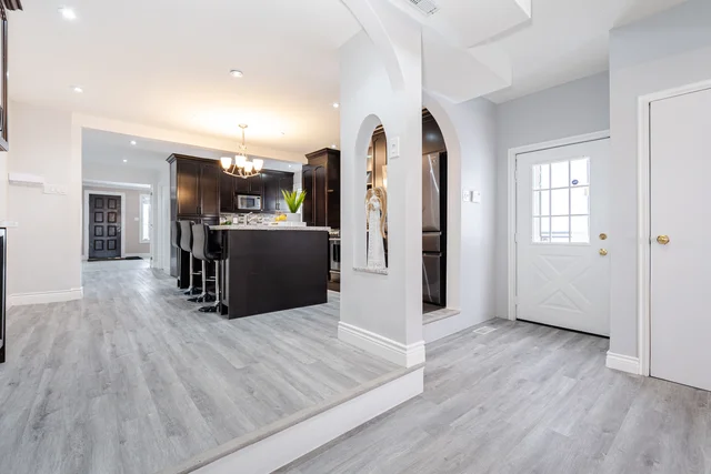 27 Brock Street, Ajax - photo 23
