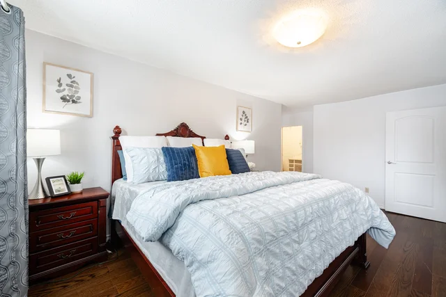 27 Brock Street, Ajax - photo 33