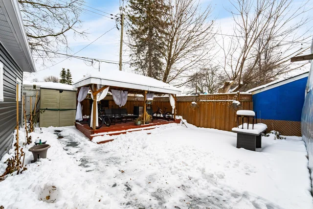 27 Brock Street, Ajax - photo 53