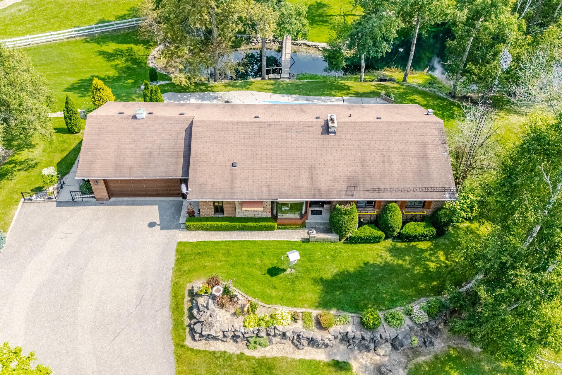 16735 Mississauga Road by Tav Schembri
