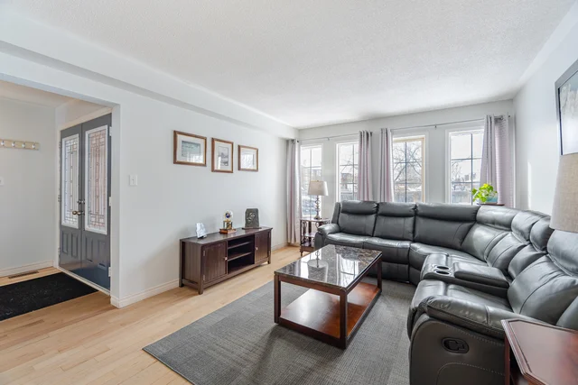7 Holmes Crescent, Ajax - photo 11