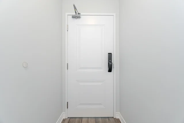 #305-349 Wheat Boom Drive, Oakville - photo 4