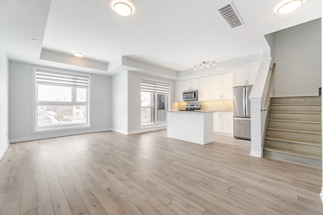 #305-349 Wheat Boom Drive, Oakville - photo 7