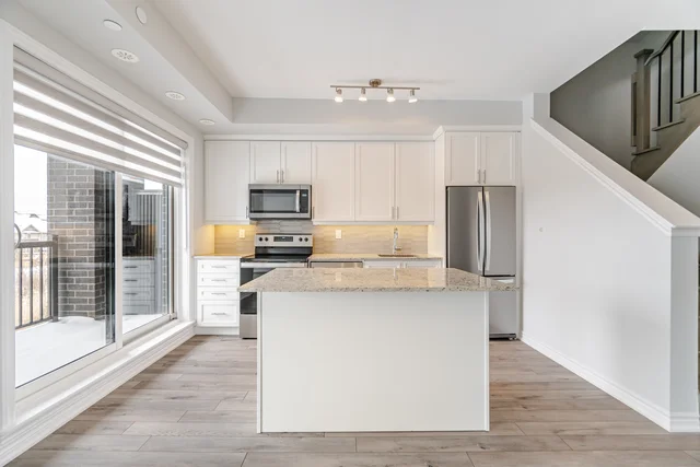 #305-349 Wheat Boom Drive, Oakville - photo 14