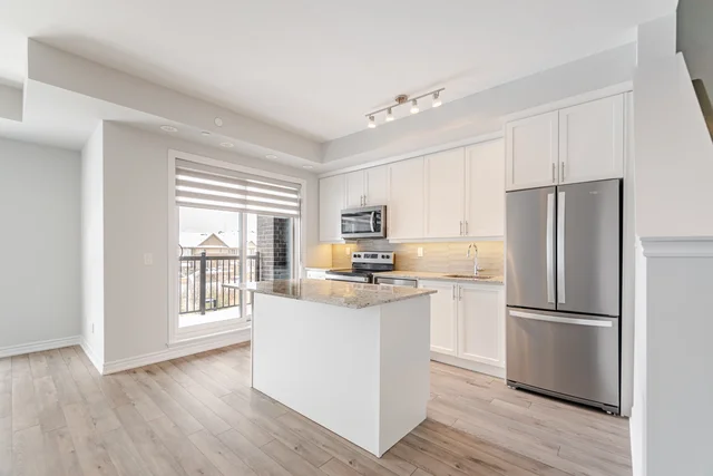 #305-349 Wheat Boom Drive, Oakville - photo 15