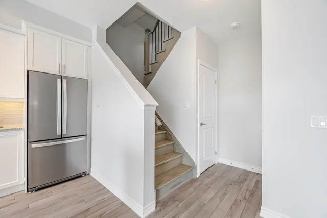 #305-349 Wheat Boom Drive, Oakville - photo 22