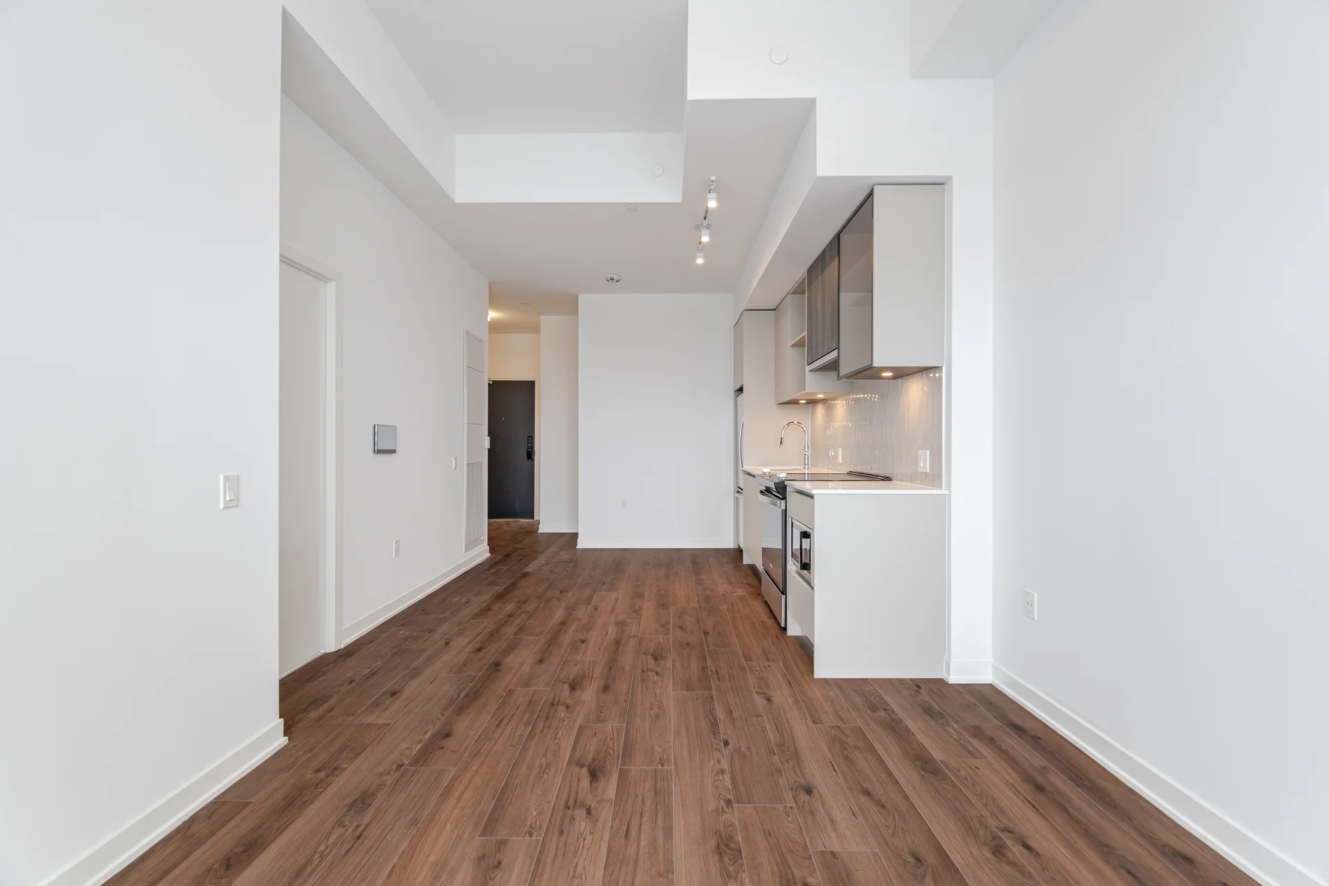 #212-395 Dundas Street West, Oakville - photo 13
