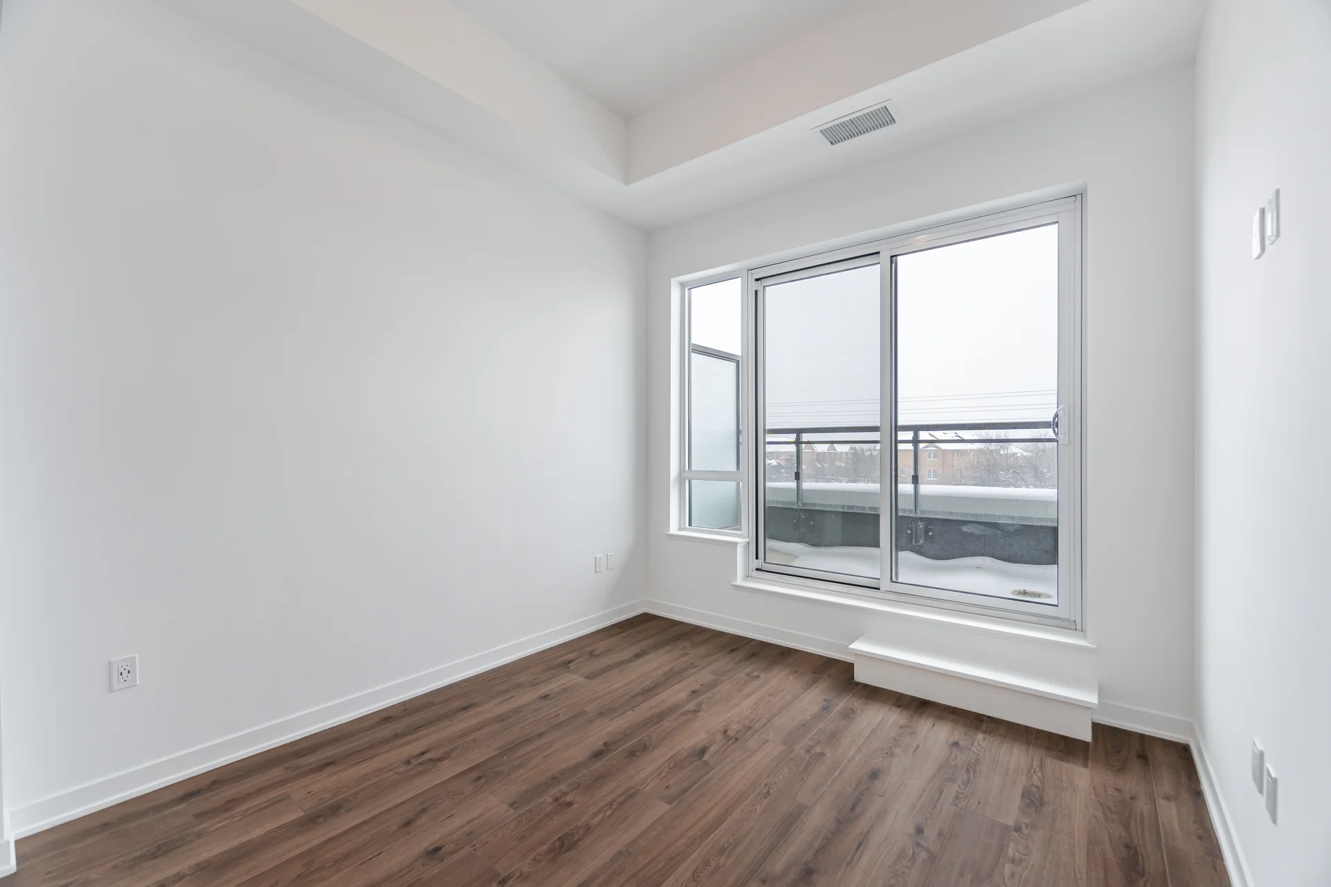 #212-395 Dundas Street West, Oakville - photo 14
