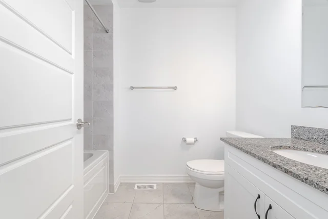 1564 Moira Crescent, Milton - photo 40