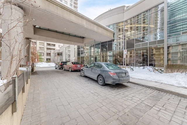#2334-3388 Duke of York Boulevard, Mississauga - photo 2