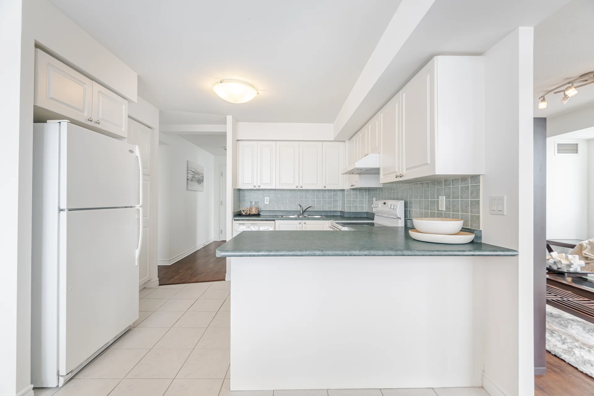 #2334-3388 Duke of York Boulevard, Mississauga - photo 17