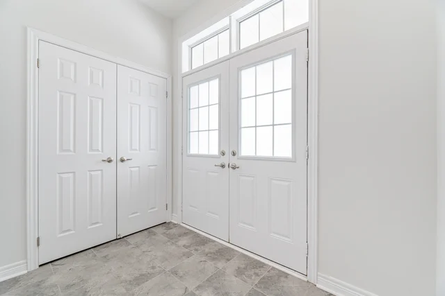 141 Marigold Gardens, Oakville - photo 5