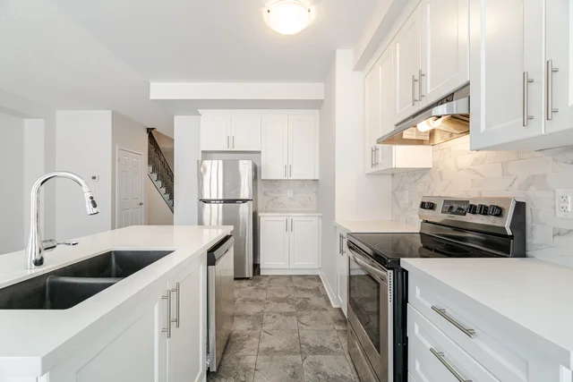 141 Marigold Gardens, Oakville - photo 12