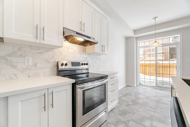141 Marigold Gardens, Oakville - photo 13