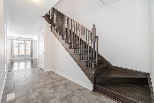 141 Marigold Gardens, Oakville - photo 19