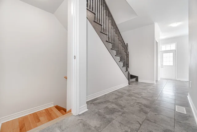 141 Marigold Gardens, Oakville - photo 34