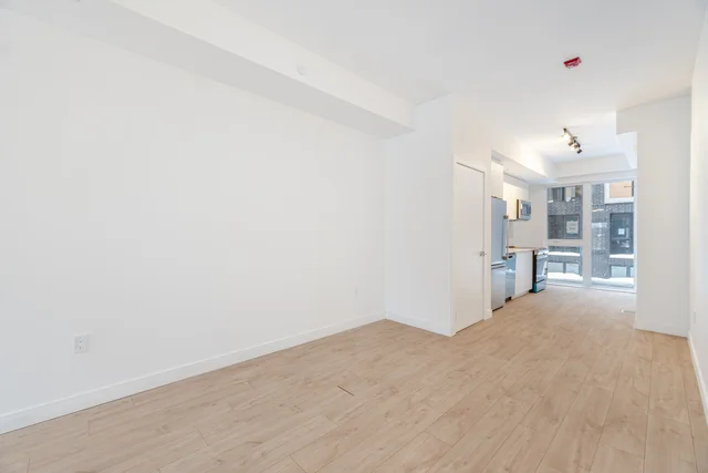 #8-176 Clonmore Drive, Scarborough - photo 11