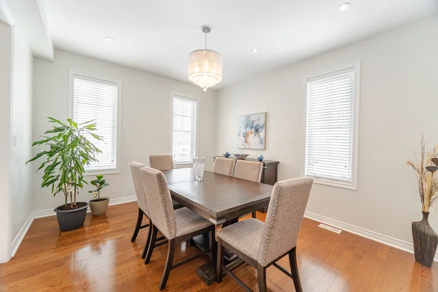 2025 Trawden Way, Oakville - photo 13