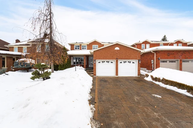 166 Killian Road, Maple - photo 1