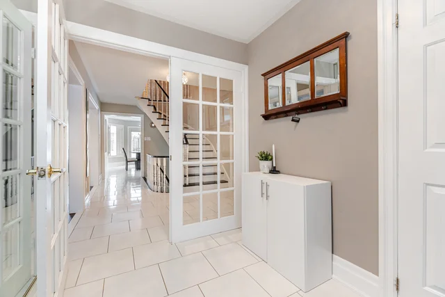 166 Killian Road, Maple - photo 10