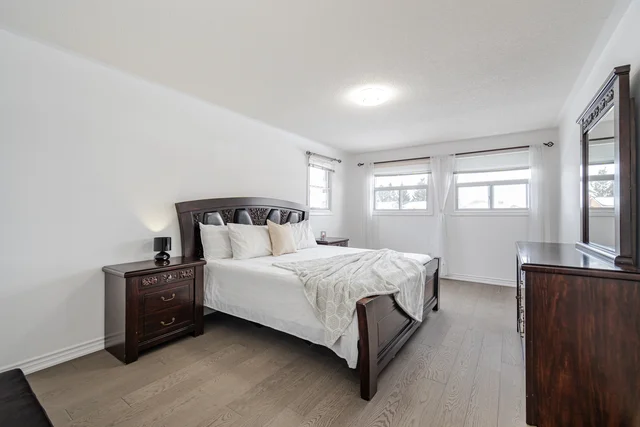 166 Killian Road, Maple - photo 37