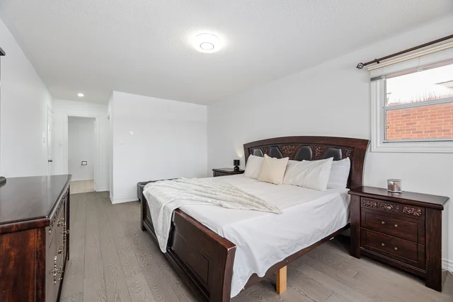 166 Killian Road, Maple - photo 39