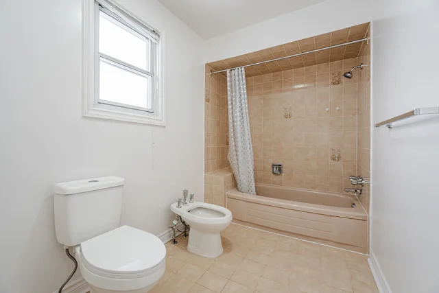 166 Killian Road, Maple - photo 41