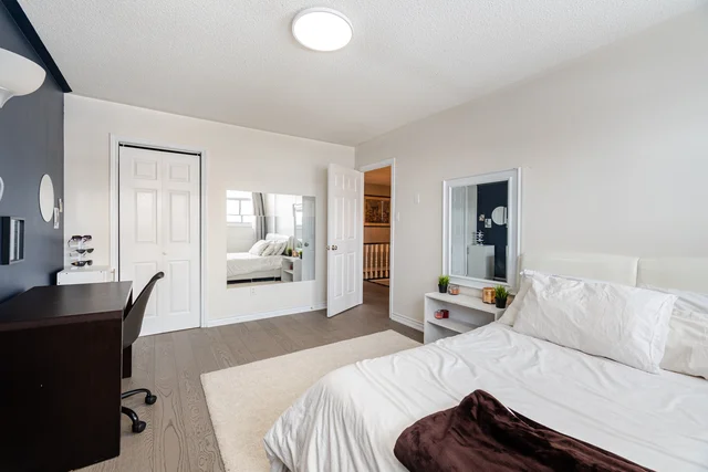 166 Killian Road, Maple - photo 47