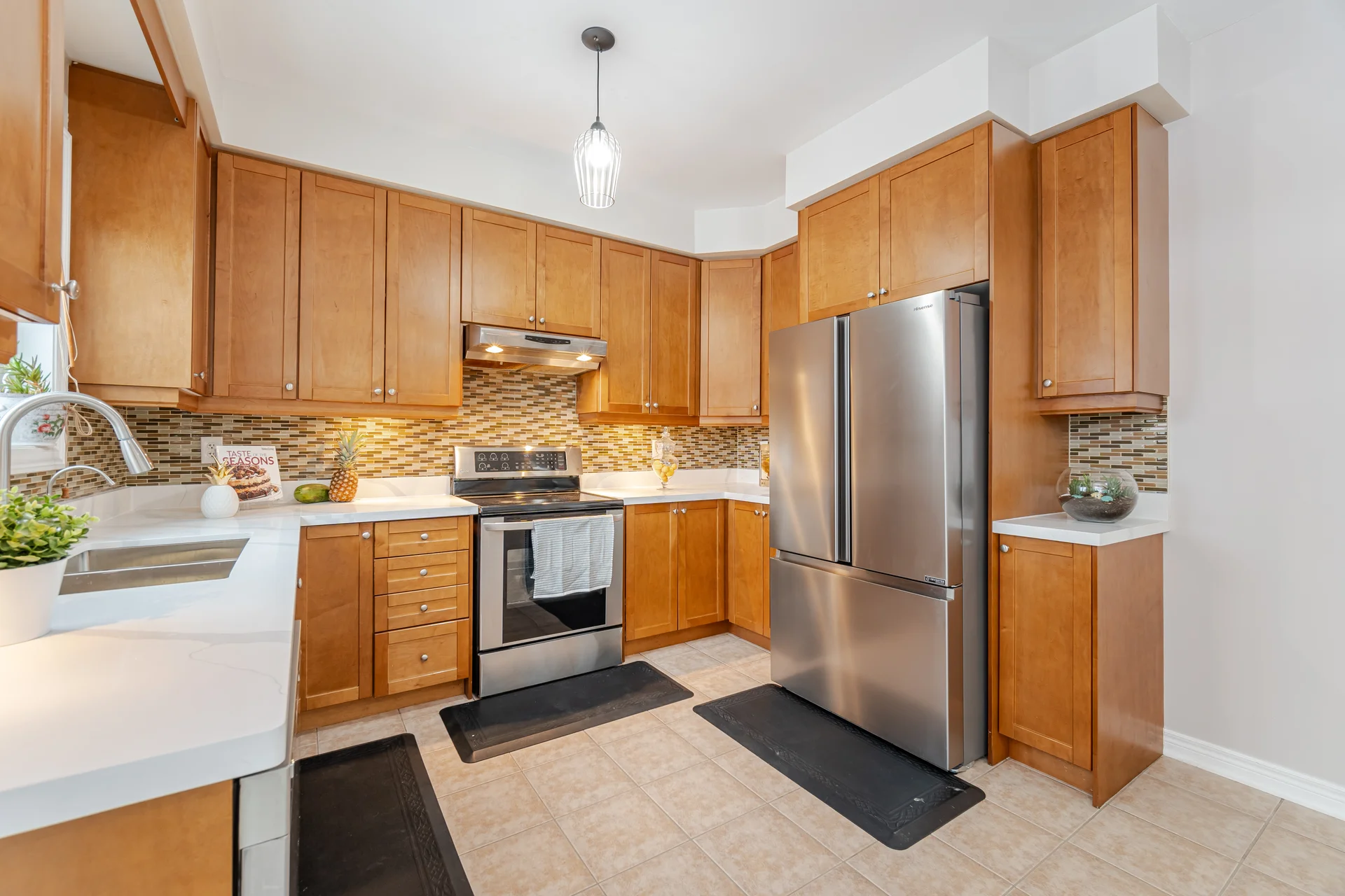 150 Fairwood Circle, Brampton - photo 33