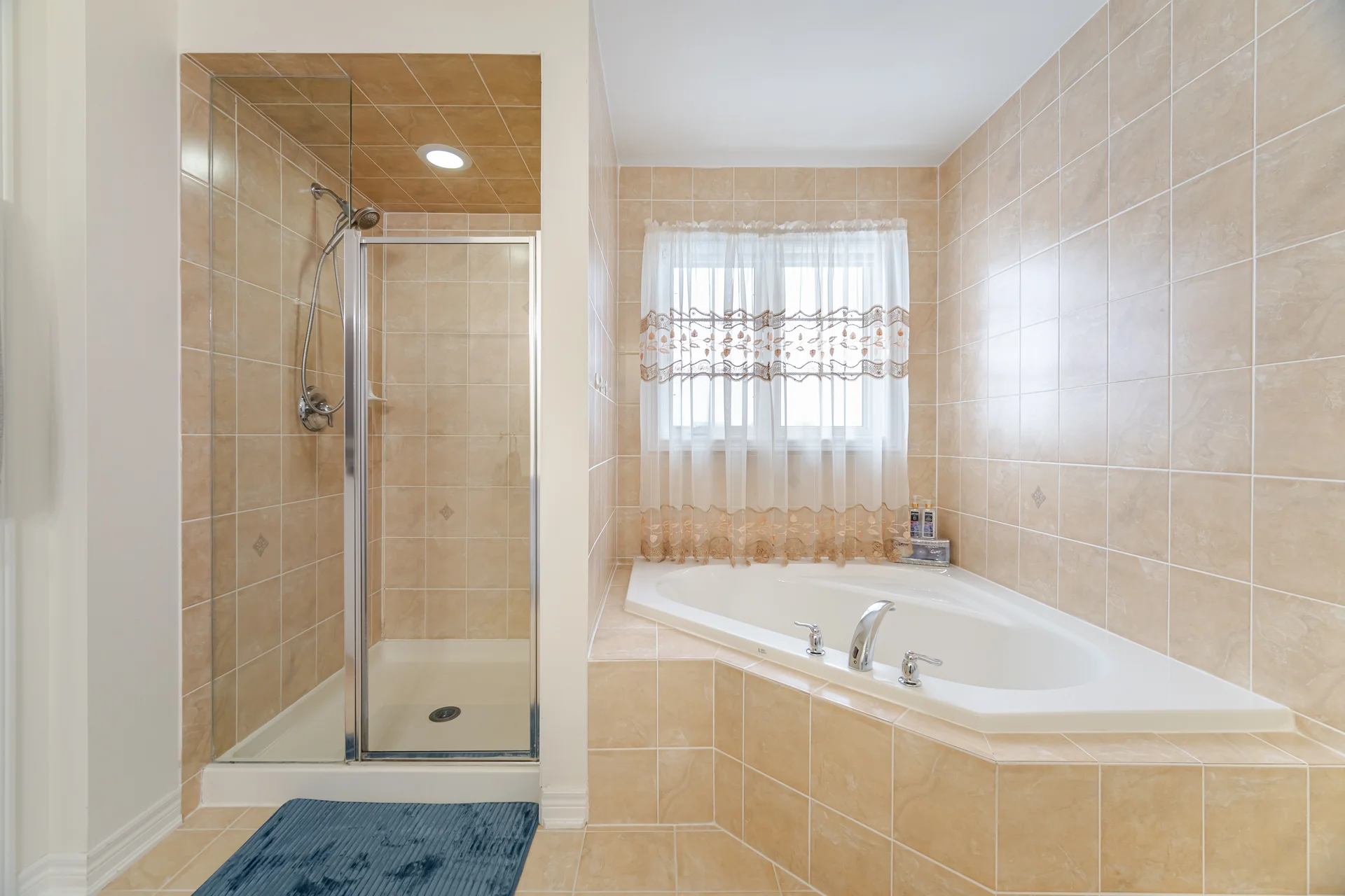 150 Fairwood Circle, Brampton - photo 47