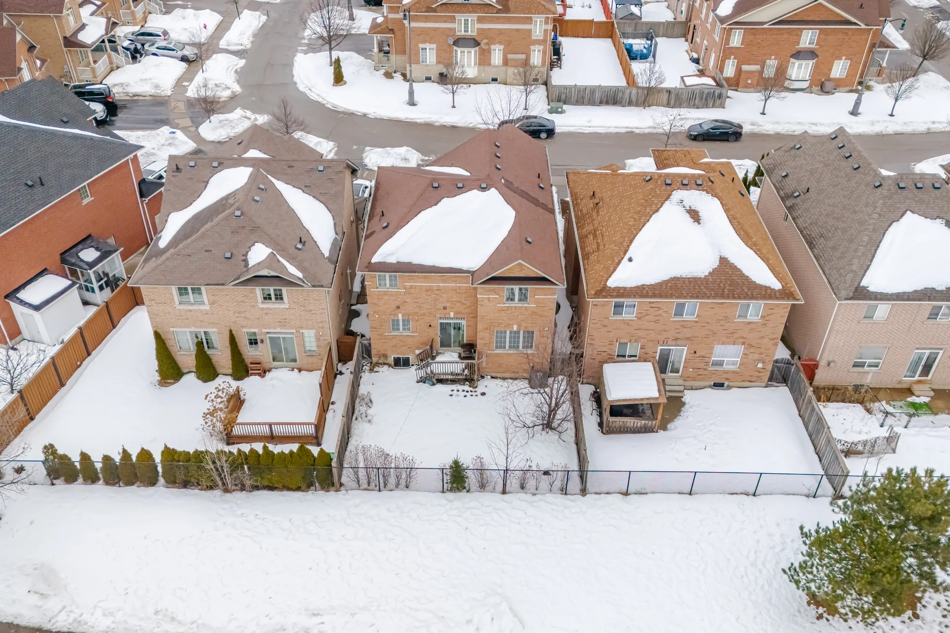 150 Fairwood Circle, Brampton - photo 72